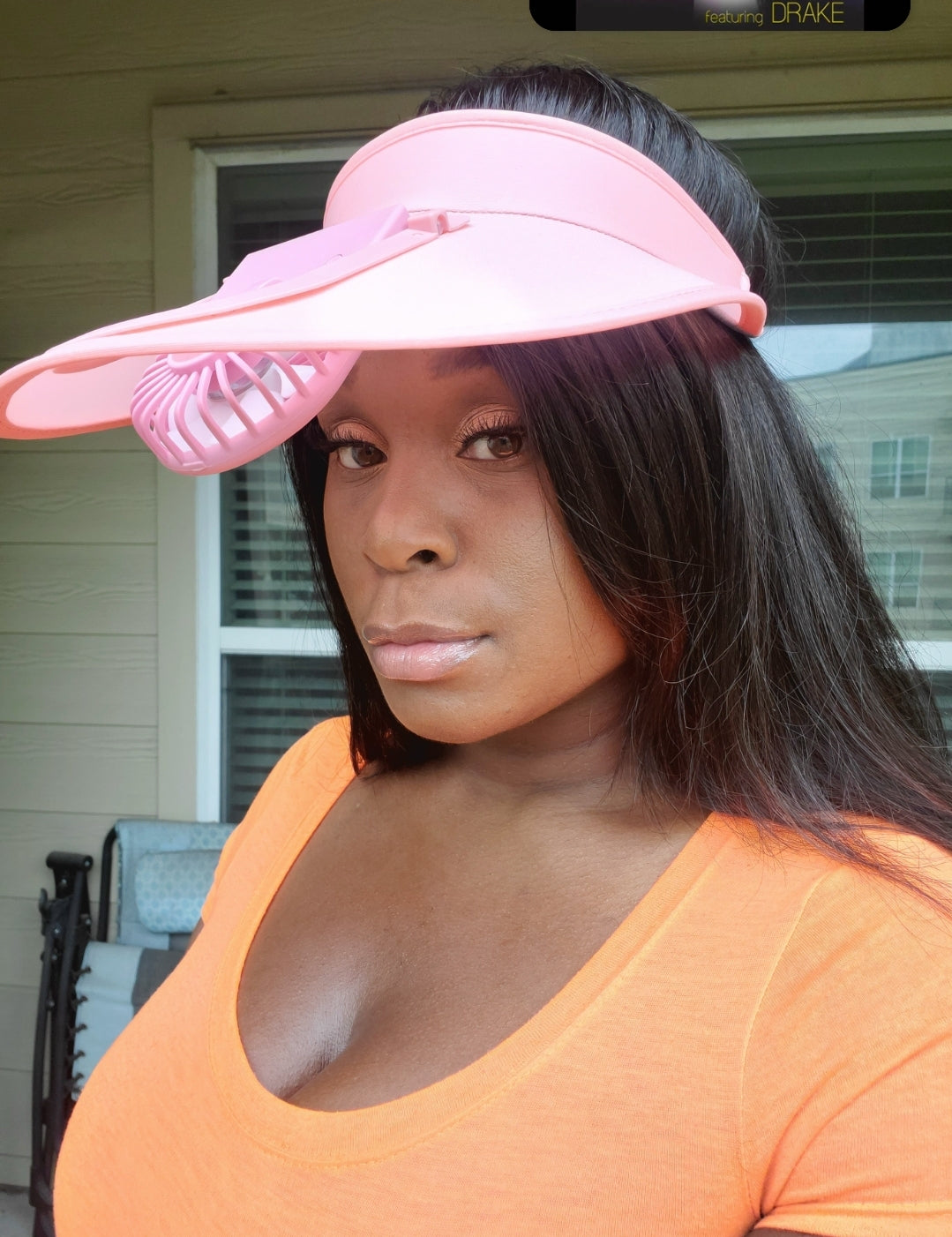 Pink hat fan online